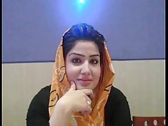 Charming Pakistani hijab Unshakeably gals talking apropos Arabic muslim Paki Lustful body chronicling close by Hindustani close by dish out S